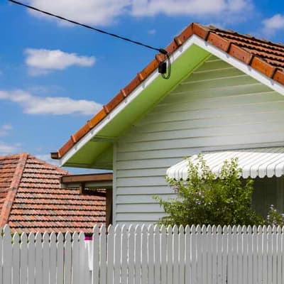 House prices creep higher as new building lags target