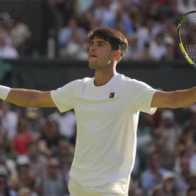 Alcaraz survives scare as Medvedev suffers Wimbledon KO