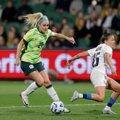Matildas lynchpin Ellie Carpenter signs for Chelsea