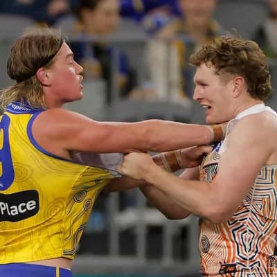 Harley Reid floored as Giants thrash Eagles in Perth