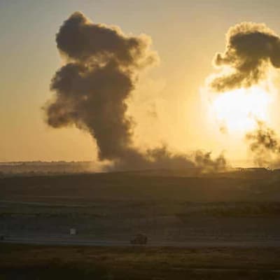 Gaza talks for Israel, Hamas as Netanyahu meets Trump