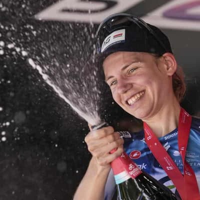 Australian Gigante geed after giant Giro stage win