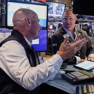 Indexes rise, boosted by Nvidia record valuation