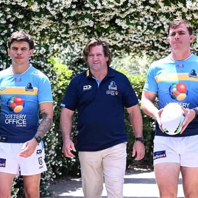 'It’s not nice': star Titan backs under siege coach