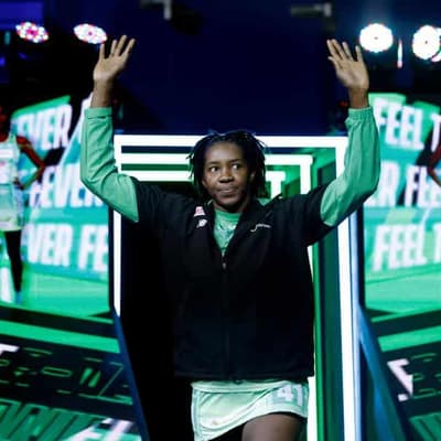 Star shooter puts Fever in box seat for netball crown