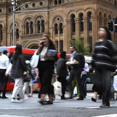 Jobless rate nears four-year high, firms rethink plans