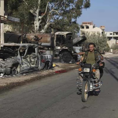 Syrian forces struggle to enforce Druze region truce