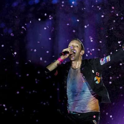 CEO resigns after viral video from Coldplay concert