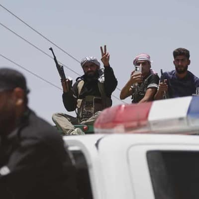 Syria forces say truce holds, Bedouin fighters withdraw