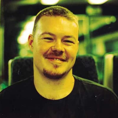 Father's emotional appeal 20 years after son vanished