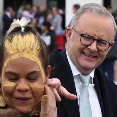 Solemn reflection as welcome ceremony spurs unity call