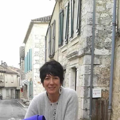 US Justice Dept asks Maxwell to speak to prosecutors