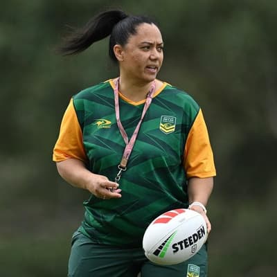 Jillaroos stick with Skinner through to World Cup