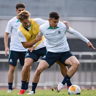 Sydney FC signs son of former Socceroos star