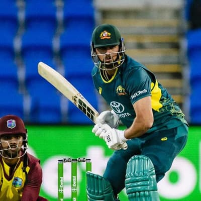 Record-breaker David thanks ex-rival for special bat