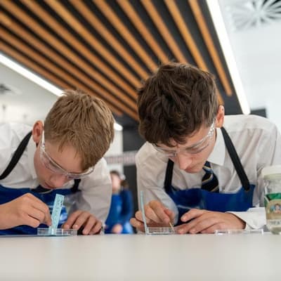 School kids inspired by space salad mission to the moon