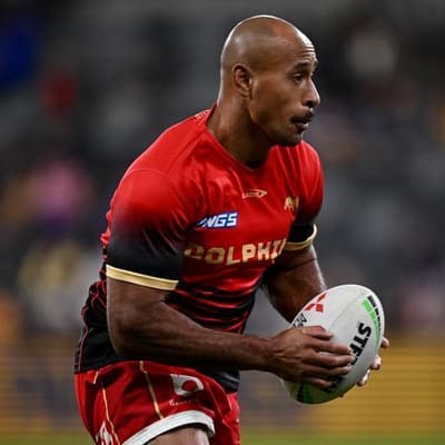 Veteran props back for Dolphins as finals run heats up