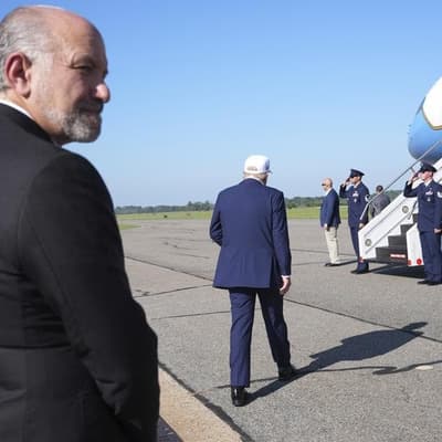 Trump deciding trade deals by August 1: Lutnick