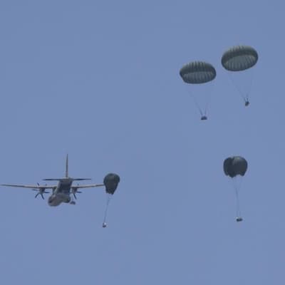 Dozens die in Israeli fire as war in Gaza drags on