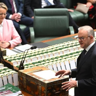 Nostalgia and political beef cap first sitting period