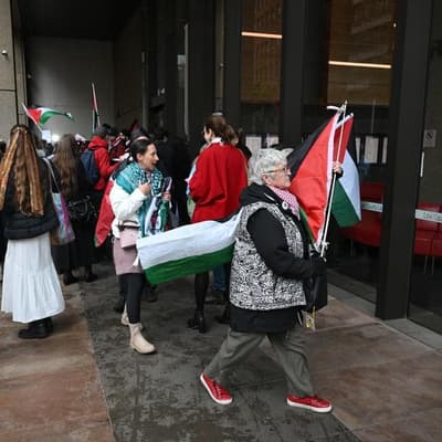 Judge sleeps on decision over pro-Palestine march