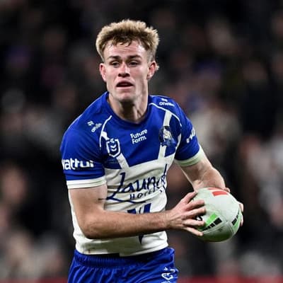Galvin cool in spotlight as circus reaches final act