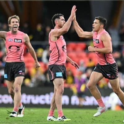 Suns trounce toothless Tigers to boost top-four hopes