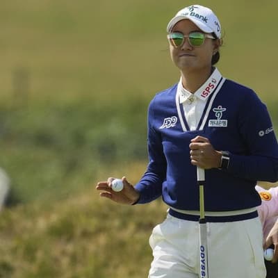 Moving experience as Aussies fight back at British Open