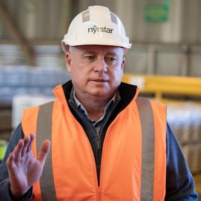 Premier to face immediate test after minority return