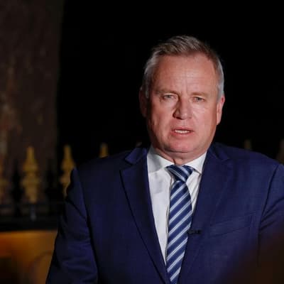 Premier's big call as state parliament hangs in balance