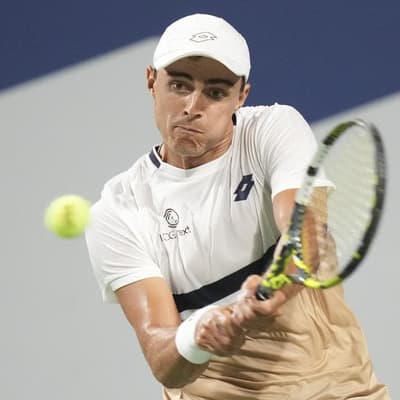 Giant slays Demon, but Walton stuns former world No.1