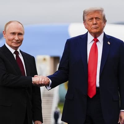 Zelenskiy to meet Trump after no deal at Alaska summit