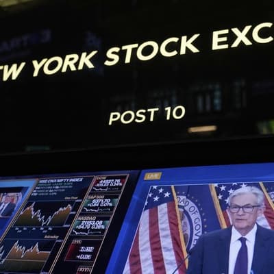 Wall Street ends on muted note ahead of retail earnings