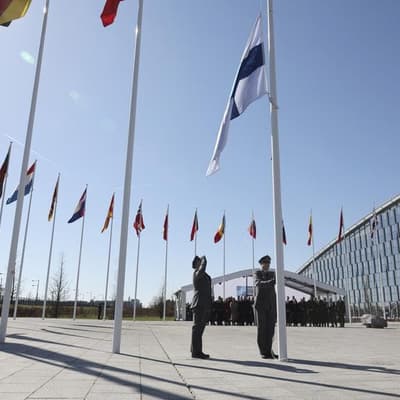 NATO holds meeting on security guarantees for Ukraine