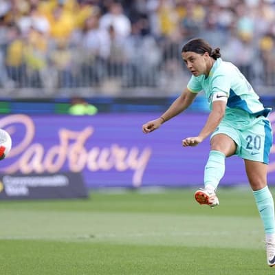 Sam Kerr sets big targets as injury return nears