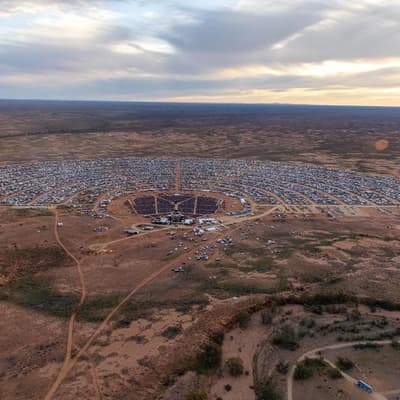 Sound no barrier for bands and fans at outback festival