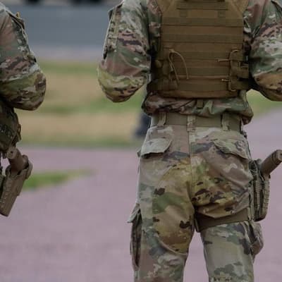 US National Guard troops in Washington to carry weapons