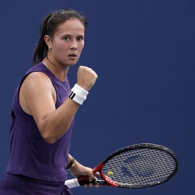 Top Aussies defy exodus to reach US Open third round