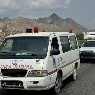 Afghanistan quake kills 800, at least 2500 injured