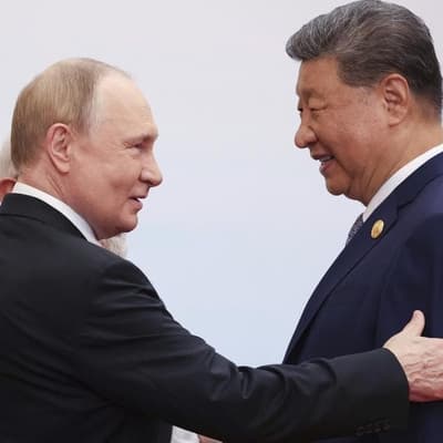 Xi, Putin share vision for new global order at forum
