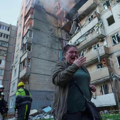 Four killed in massive Russian air attack on Ukraine