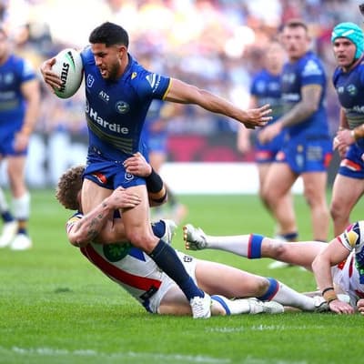 Newcastle-bound Brown gifts Knights NRL wooden spoon