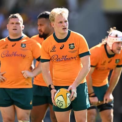 Wallabies playmaker gets concussion test green light