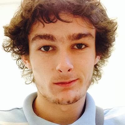 Father and son jailed over ‘pitiless’ car chase murder