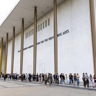 Text, note show Kirk shooter planned attack: FBI