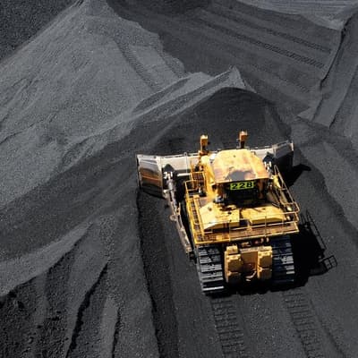 Coal 'crisis': hundreds of jobs cut, mine mothballed