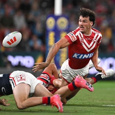 Farnworth wins Dolphins gong, extension on track