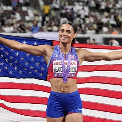 McLaughlin-Levrone roars to historic world 400m triumph