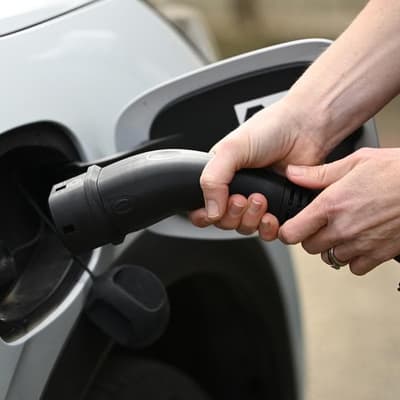 Wanted: 100 electric car drivers for energy-saving test