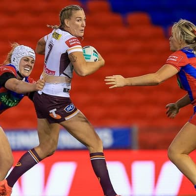 Broncos' NRLW star takes aim at Knights fans